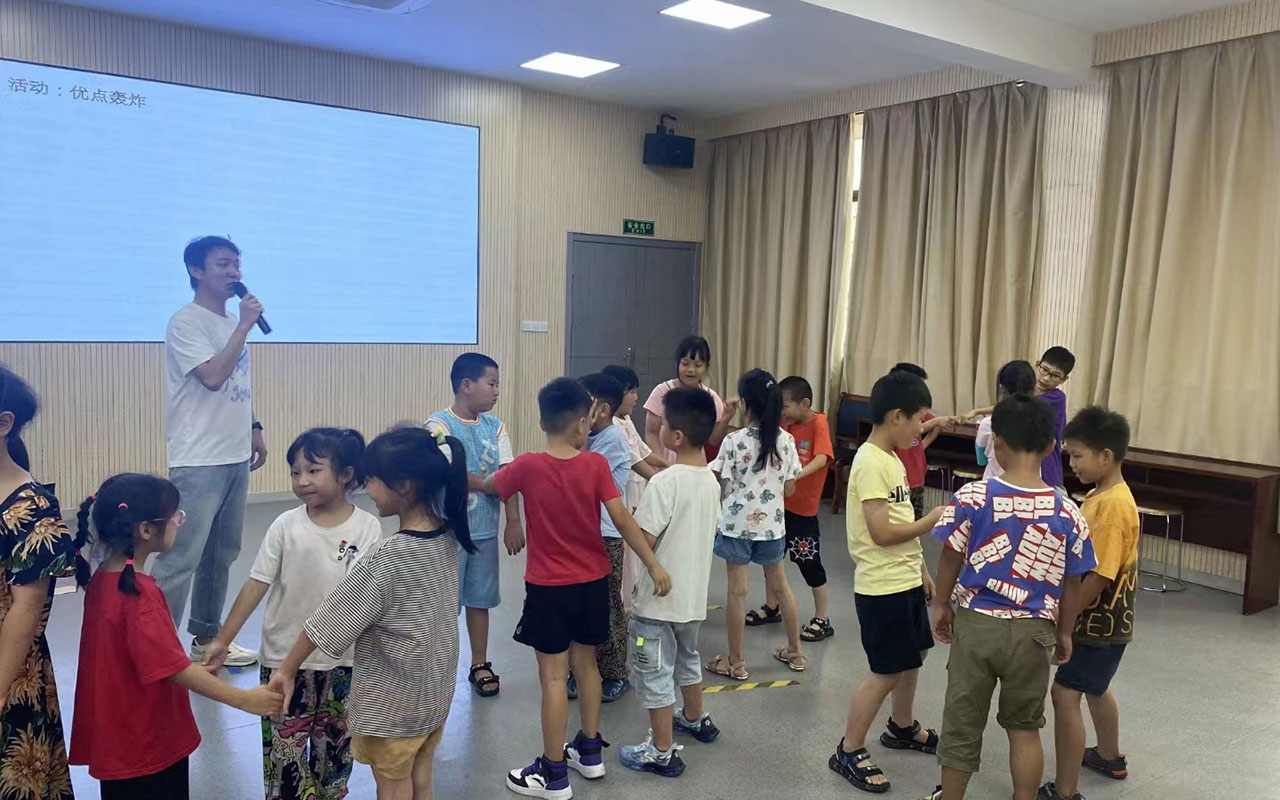 汝州龙观乡中心学校